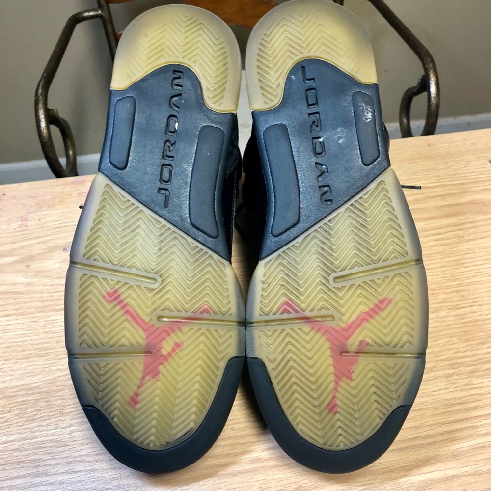 *SOLD!* 🔥Air Jordan Son Of Mars Shoes🔥 - Picture 7 of 8
